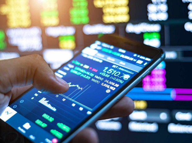 Using Alternate Data to Analyze US Equity Market